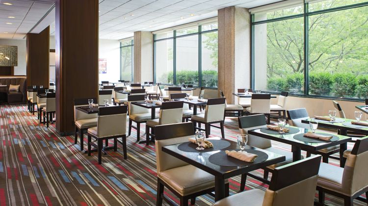 Washington Dulles Marriott Suites Restaurant