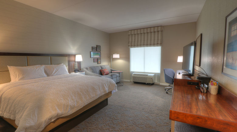 <b>Hampton Inn Historic Nature Trail Room</b>. Images powered by <a href="https://www.leonardoworldwide.com/" title="Leonardo Worldwide" target="_blank">Leonardo</a>.