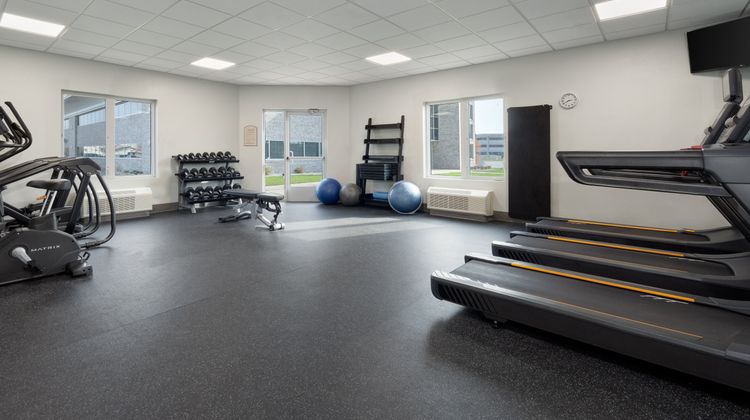Holiday Inn Express & Suites Health Club