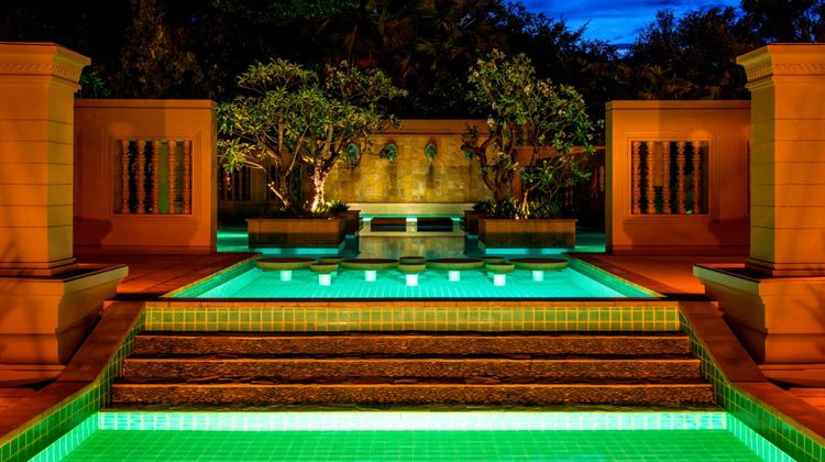 Le Meridien Angkor Pool