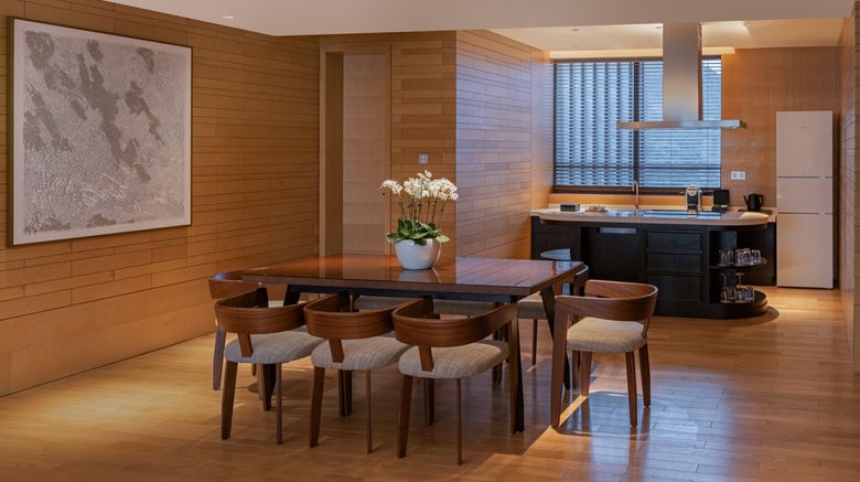 <b>Conrad Hangzhou Tonglu Room</b>. Images powered by <a href="https://www.leonardoworldwide.com/" title="Leonardo Worldwide" target="_blank">Leonardo</a>.