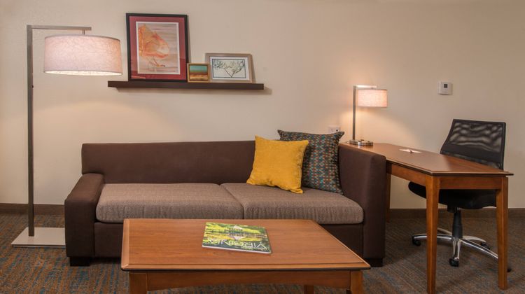 Residence Inn by Marriott Suite