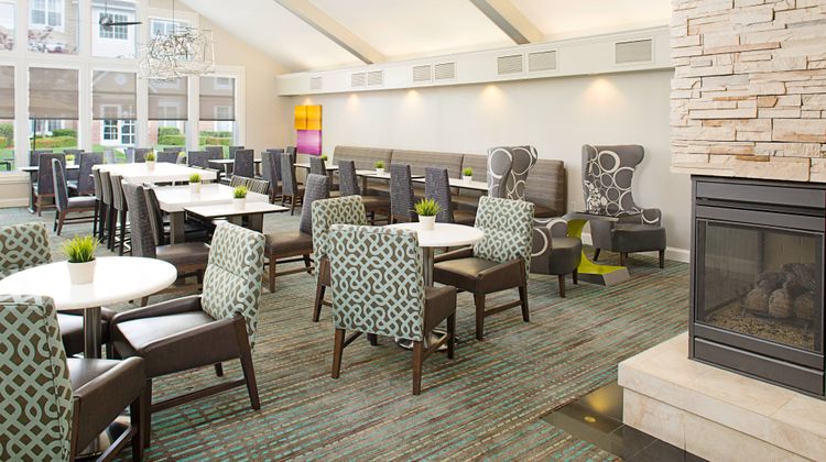 Residence Inn by Marriott Lobby