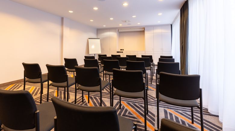 <b>Holiday Inn the niu Blade Solingen Meeting</b>. Images powered by <a href="https://www.leonardoworldwide.com/" title="Leonardo Worldwide" target="_blank">Leonardo</a>.