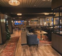 Skogstad Hotel Lobby