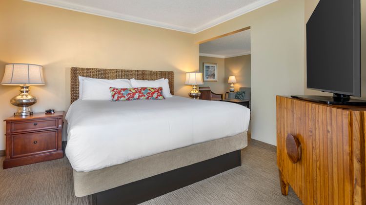 Omni Corpus Christi Hotel Suite