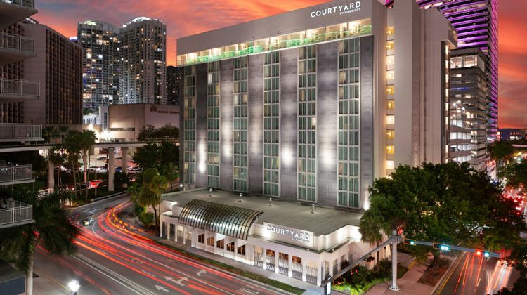 Courtyard Miami Downtown/Brickell Area Exterior