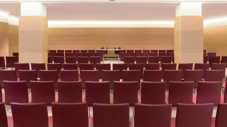 <b>Le Meridien Visconti Rome Meeting</b>. Images powered by <a href="https://www.leonardoworldwide.com/" title="Leonardo Worldwide" target="_blank">Leonardo</a>.