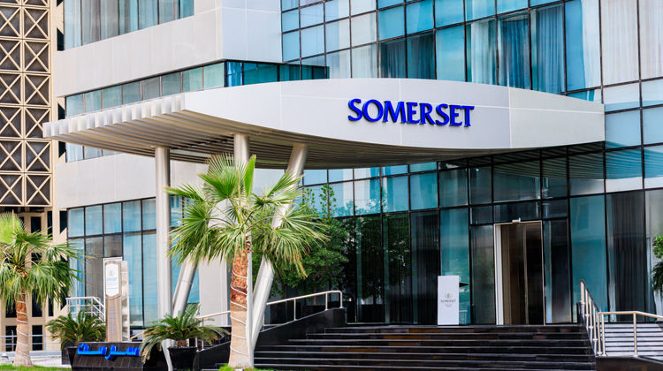 Somerset West Bay Doha Exterior