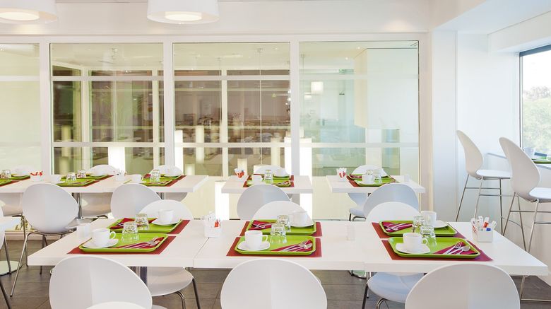 <b>Residhome Appart Nanterre La Defense Restaurant</b>. Images powered by <a href="https://www.leonardoworldwide.com/" title="Leonardo Worldwide" target="_blank">Leonardo</a>.