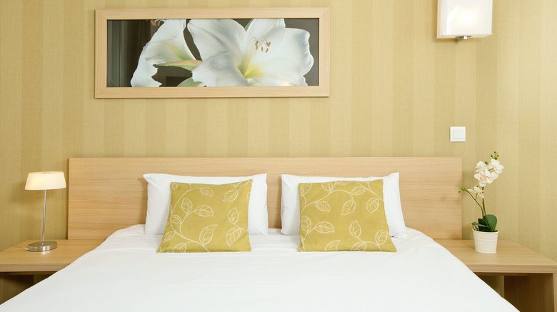<b>Residhome Gergovia Clermont Room</b>. Images powered by <a href="https://www.leonardoworldwide.com/" title="Leonardo Worldwide" target="_blank">Leonardo</a>.