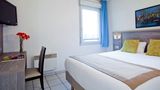 Sejours & Affaires Park Republique Room