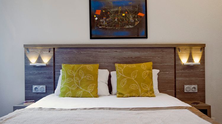Sejours & Affaires Park Republique Room