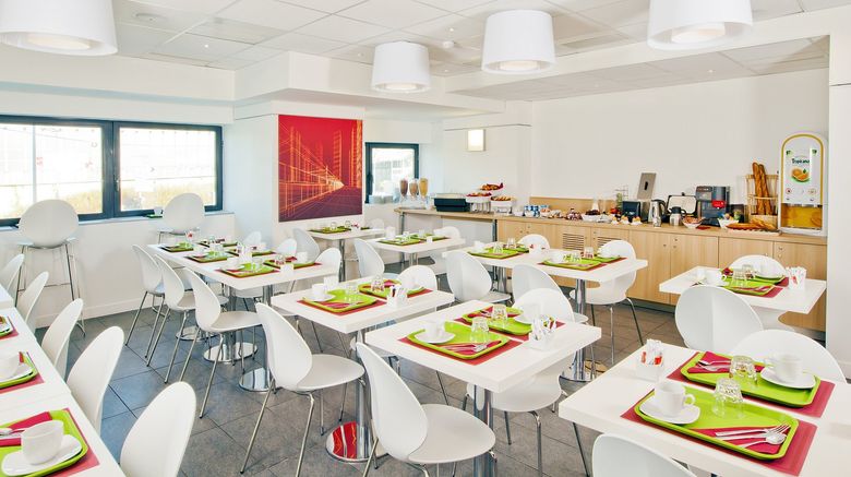 <b>Residhome Appart Nanterre La Defense Restaurant</b>. Images powered by <a href="https://www.leonardoworldwide.com/" title="Leonardo Worldwide" target="_blank">Leonardo</a>.