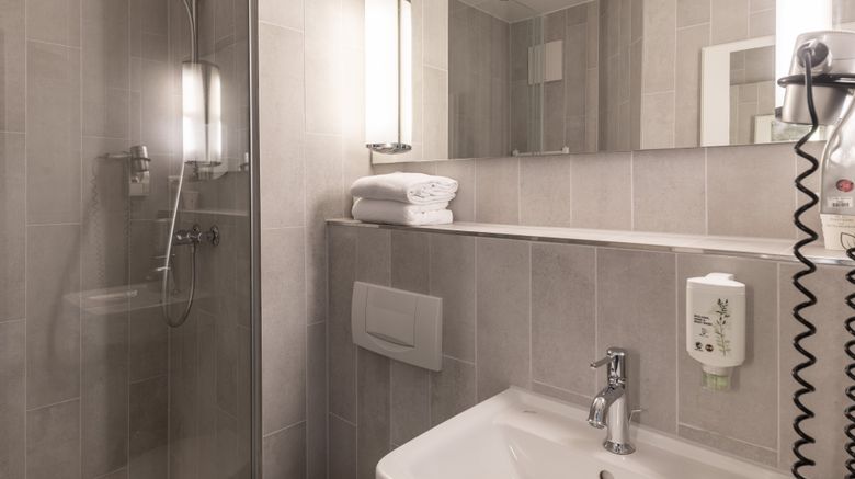 <b>B&B Hotel Aachen City-Ost Room</b>. Images powered by <a href="https://www.leonardoworldwide.com/" title="Leonardo Worldwide" target="_blank">Leonardo</a>.