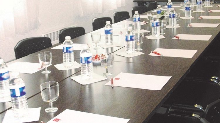 Sejours & Affaires Le Clos Beaumois Meeting
