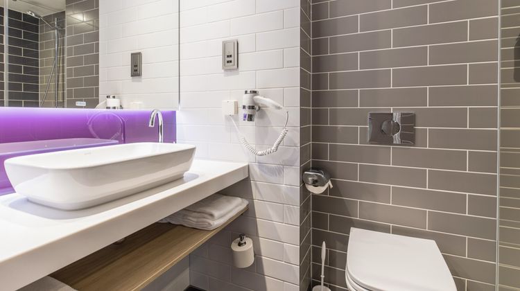 Premier Inn Hamburg City Hammerbrook Room