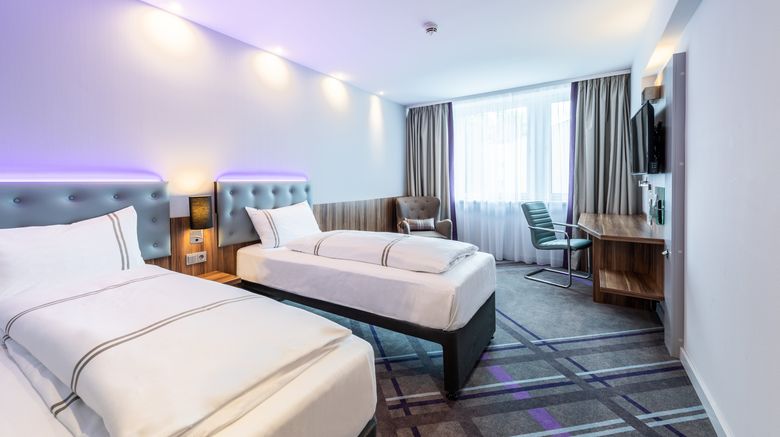 <b>Premier Inn Hamburg City Alster Room</b>. Images powered by <a href="https://www.leonardoworldwide.com/" title="Leonardo Worldwide" target="_blank">Leonardo</a>.