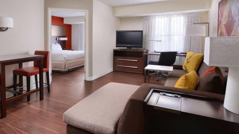 <b>Residence Inn by Marriott Arpt Room</b>. Images powered by <a href="https://www.leonardoworldwide.com/" title="Leonardo Worldwide" target="_blank">Leonardo</a>.
