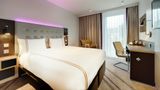 Premier Inn Hamburg City Klostertor Room