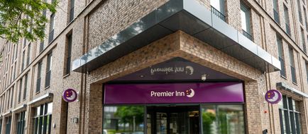 Premier Inn Hamburg City Klostertor Exterior
