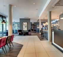 Premier Inn Hannover City University Lobby