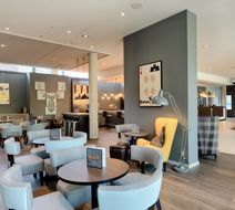 Premier Inn Hannover City University Lobby
