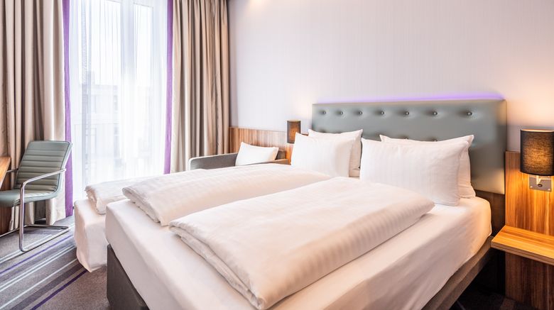 <b>Premier Inn Heidelberg City Zentrum Room</b>. Images powered by <a href="https://www.leonardoworldwide.com/" title="Leonardo Worldwide" target="_blank">Leonardo</a>.