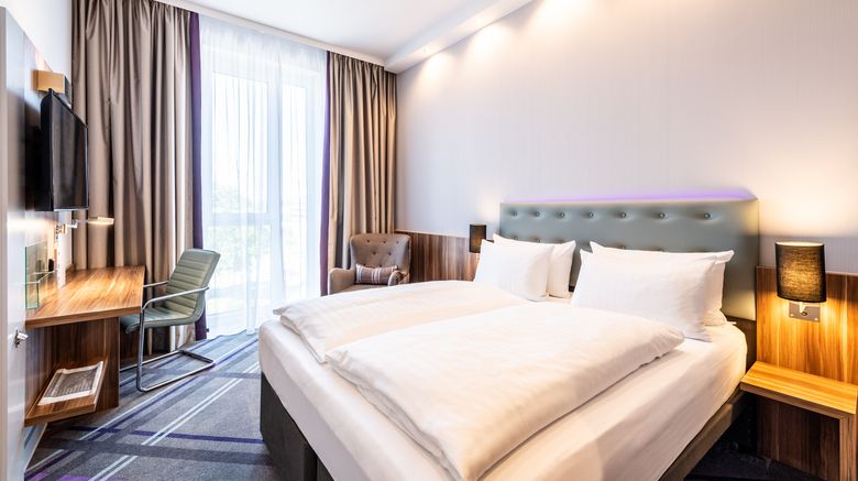 <b>Premier Inn Heidelberg City Zentrum Room</b>. Images powered by <a href="https://www.leonardoworldwide.com/" title="Leonardo Worldwide" target="_blank">Leonardo</a>.