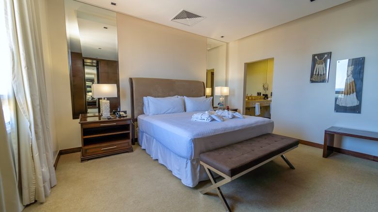 <b>Crowne Plaza Asuncion Hotel Room</b>. Images powered by <a href="https://www.leonardoworldwide.com/" title="Leonardo Worldwide" target="_blank">Leonardo</a>.