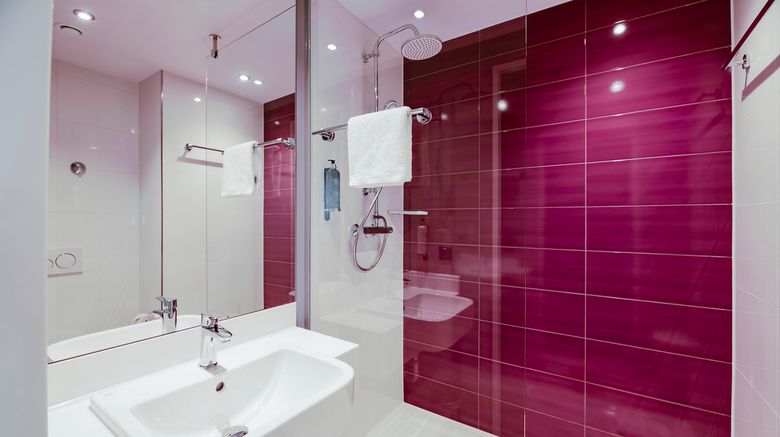<b>Karlsruhe City Am Wasserturm Hotel Room</b>. Images powered by <a href="https://www.leonardoworldwide.com/" title="Leonardo Worldwide" target="_blank">Leonardo</a>.