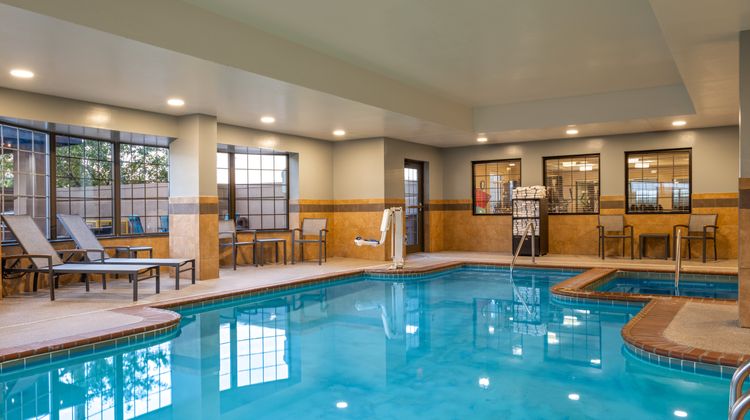 Staybridge Suites Downtown-Conv Center Pool
