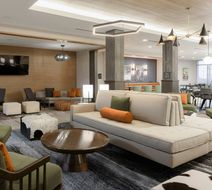 TownePlace Suites Cincinnati Oakley Lobby