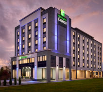 Holiday Inn Express Hamilton-Upper James Exterior