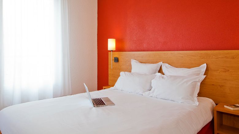 <b>Sejours & Affaires Saint Nicolas Suite</b>. Images powered by <a href="https://www.leonardoworldwide.com/" title="Leonardo Worldwide" target="_blank">Leonardo</a>.