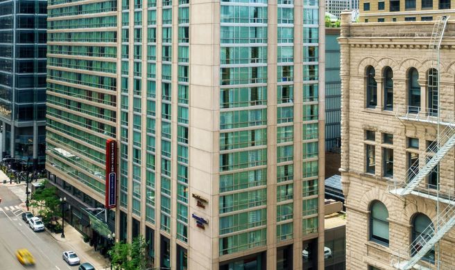 Residence Inn Chicago Downtown/River N Exterior