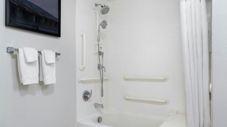 Fairfield Inn & Stes Chesapeake Suffolk Room