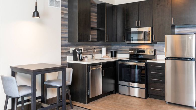 <b>Residence Inn South/Greenwood Room</b>. Images powered by <a href="https://www.leonardoworldwide.com/" title="Leonardo Worldwide" target="_blank">Leonardo</a>.