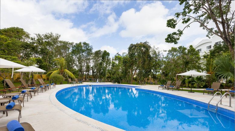 <b>Courtyard by Marriott Cancun Airport Pool</b>. Images powered by <a href="https://www.leonardoworldwide.com/" title="Leonardo Worldwide" target="_blank">Leonardo</a>.