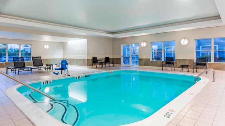 Residence Inn Savannah Midtown Pool