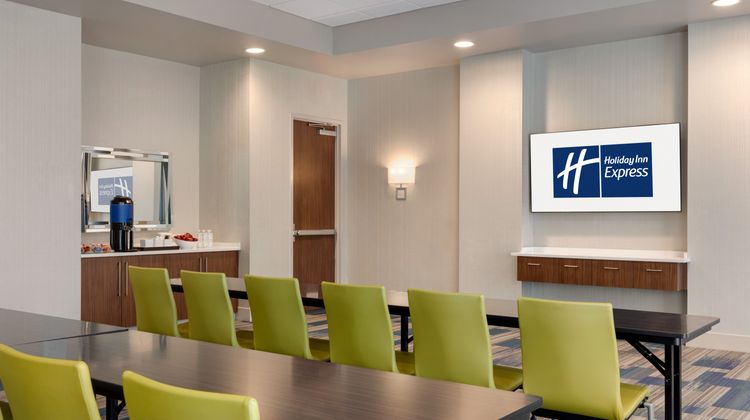 Holiday Inn Express & Suites-Market St Meeting