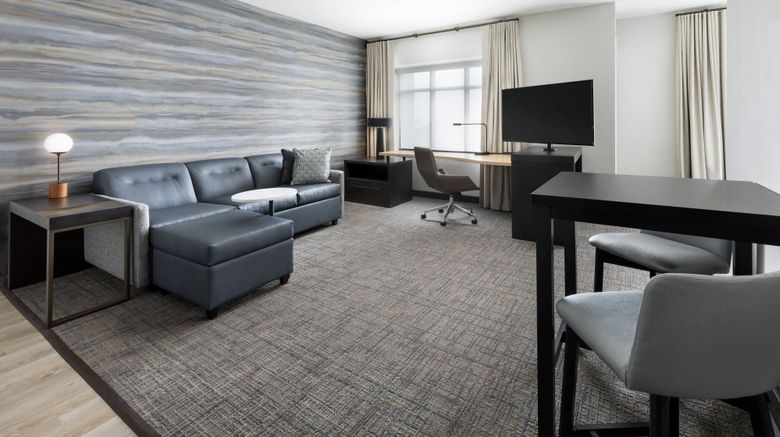 <b>Residence Inn Long Island Garden City Room</b>. Images powered by <a href="https://www.leonardoworldwide.com/" title="Leonardo Worldwide" target="_blank">Leonardo</a>.