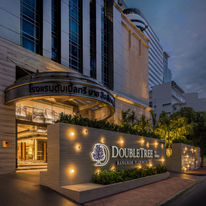 DoubleTree by Hilton Bangkok Ploenchit