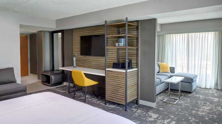 Marriott Indianapolis North Suite