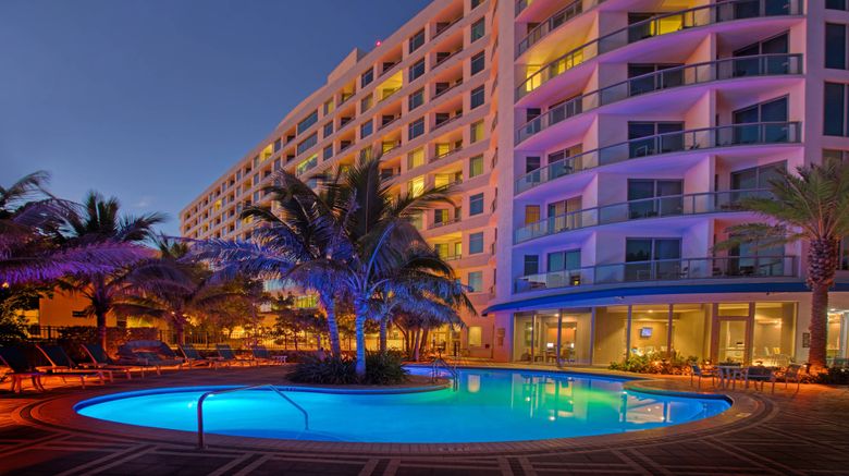 <b>Residence Inn Pompano Beach/Oceanfront Pool</b>. Images powered by <a href="https://www.leonardoworldwide.com/" title="Leonardo Worldwide" target="_blank">Leonardo</a>.