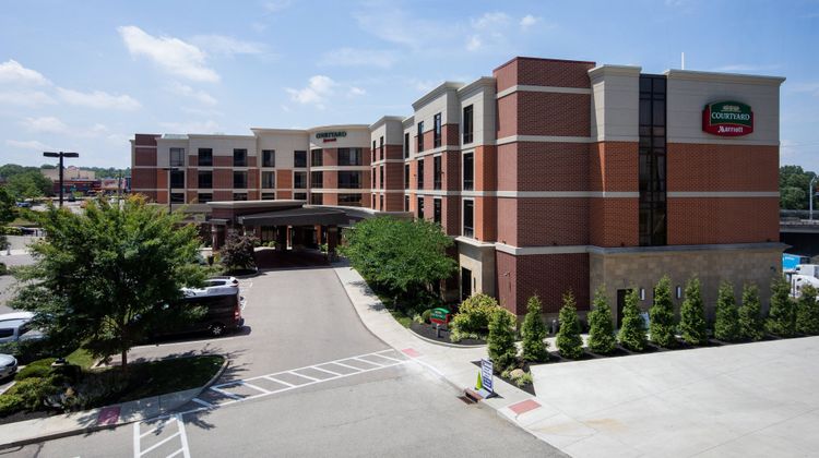 Courtyard Cincinnati Midtown/Rookwood Exterior