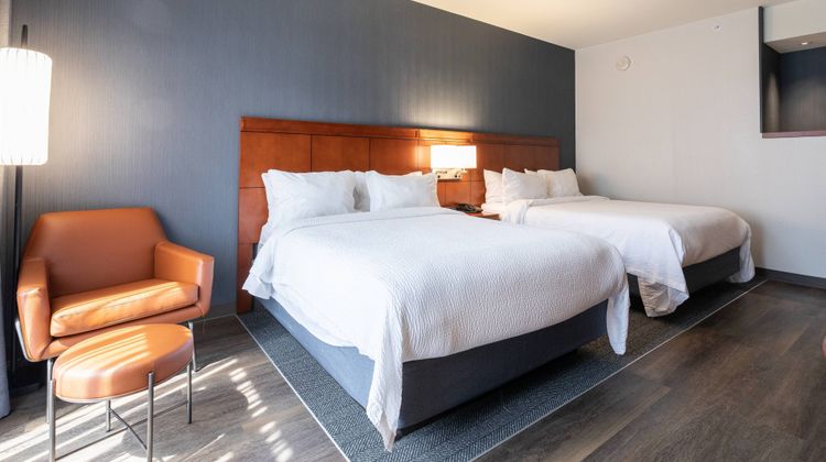 Courtyard Cincinnati Midtown/Rookwood Room