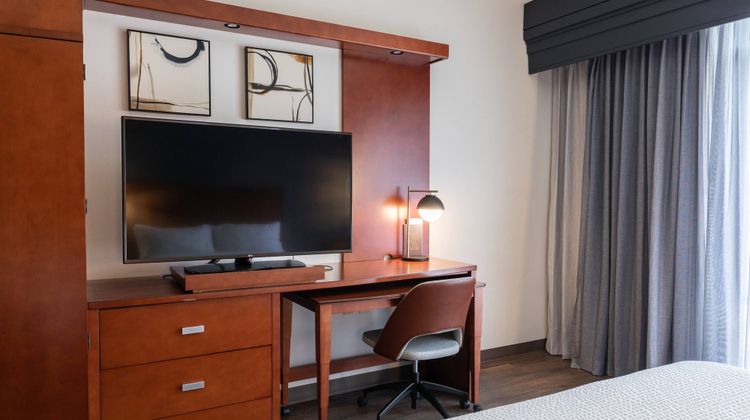 Courtyard Cincinnati Midtown/Rookwood Room
