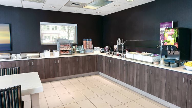 Residence Inn by Marriott Stockton Restaurant