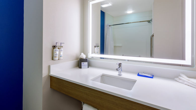 <b>Holiday Inn Express Hotel & Suites -East Room</b>. Images powered by <a href="https://www.leonardoworldwide.com/" title="Leonardo Worldwide" target="_blank">Leonardo</a>.